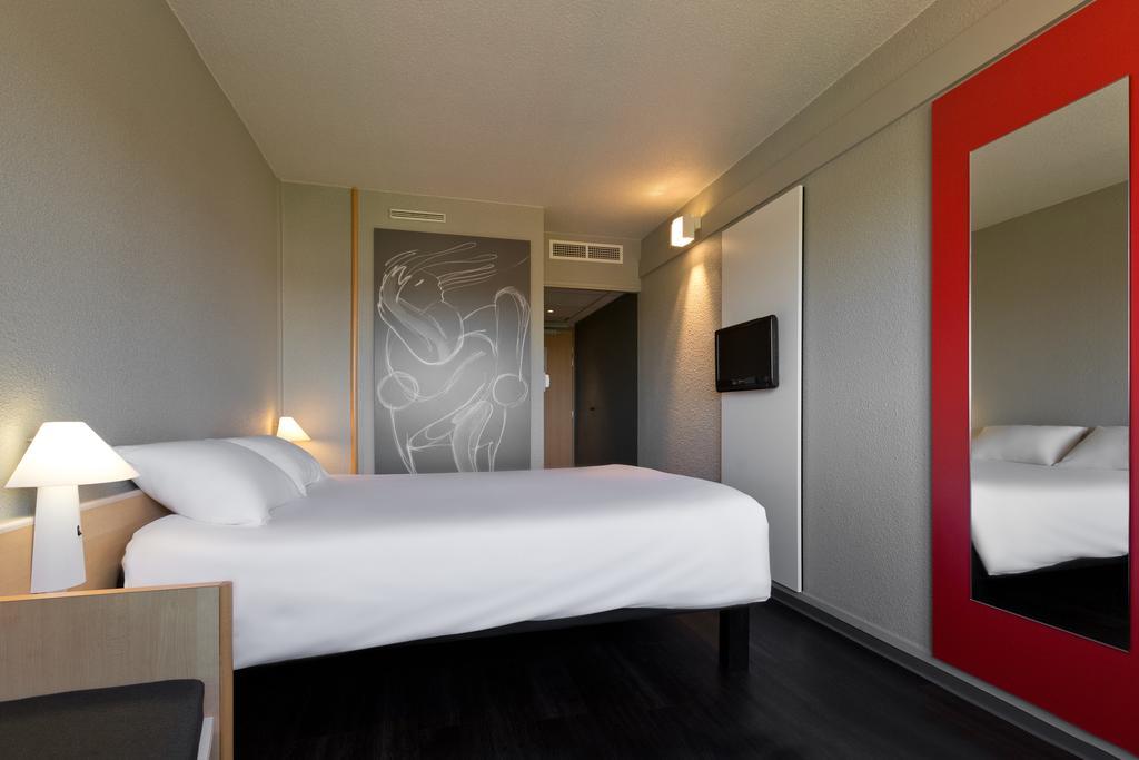 Ibis Saint Dizier Hotel Quarto foto